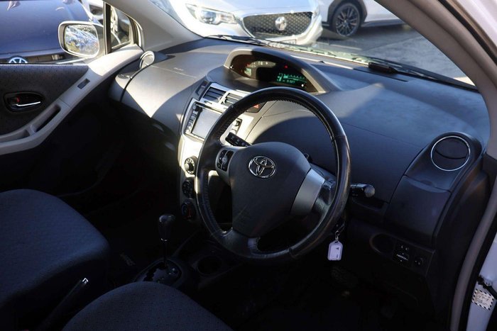 2011 Toyota Yaris YRS