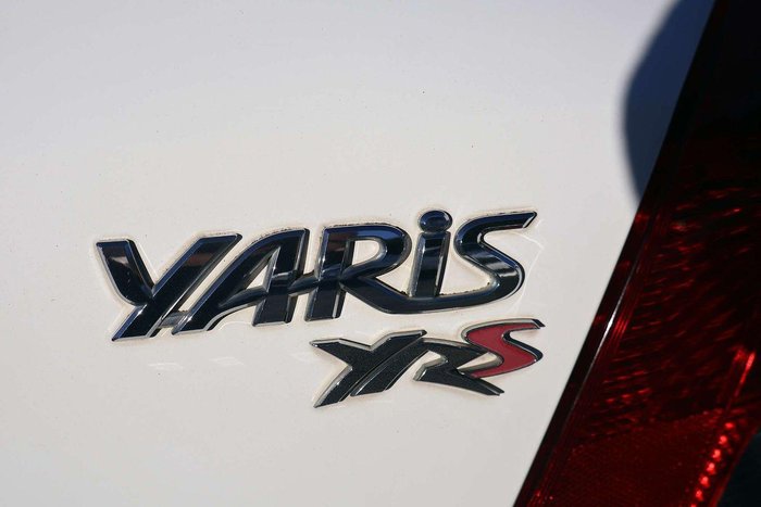 2011 Toyota Yaris YRS