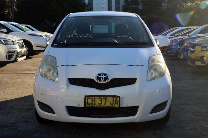 2011 Toyota Yaris YRS