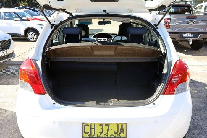 2011 Toyota Yaris YRS