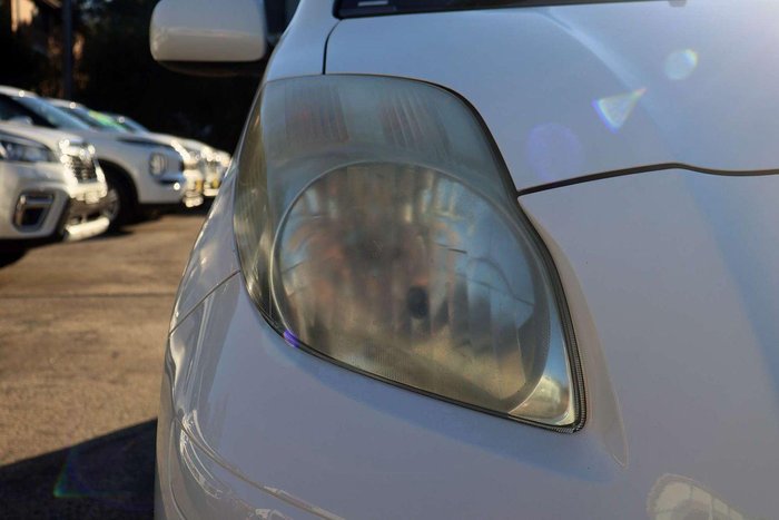 2011 Toyota Yaris YRS