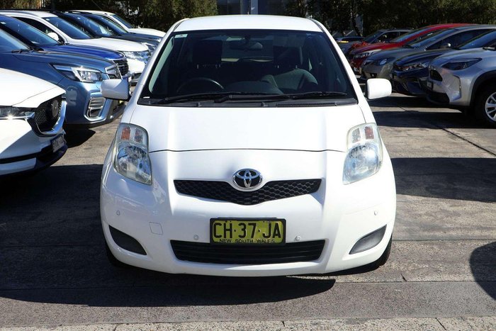 2011 Toyota Yaris YRS