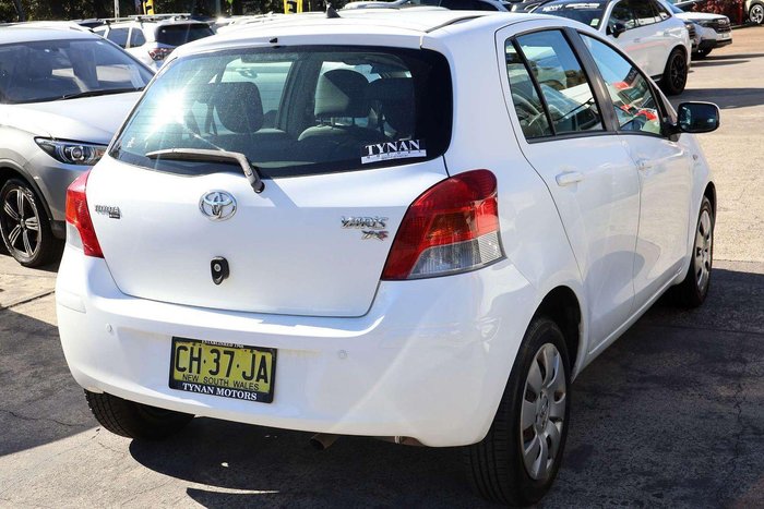 2011 Toyota Yaris YRS