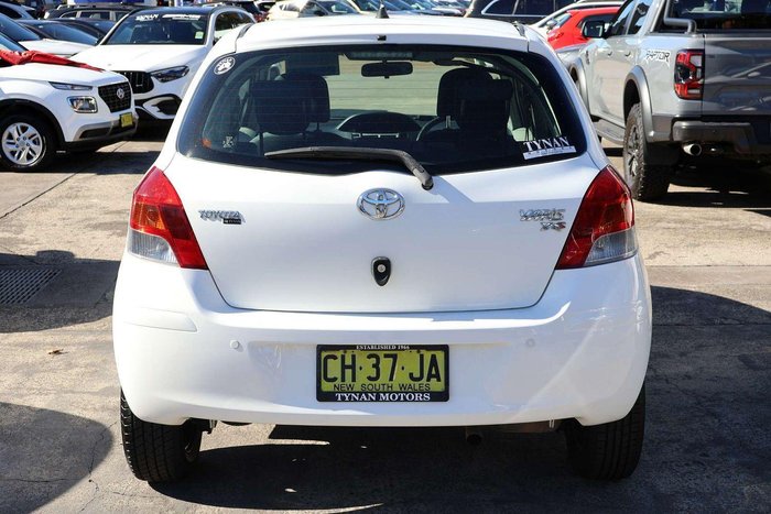 2011 Toyota Yaris YRS