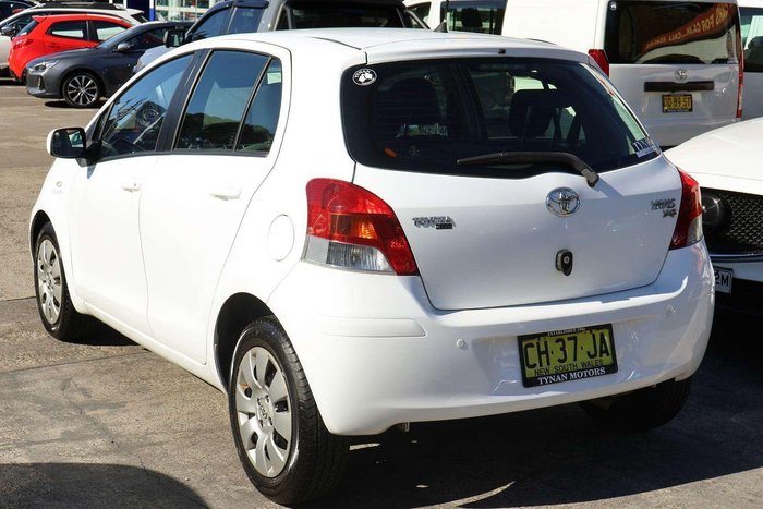 2011 Toyota Yaris YRS
