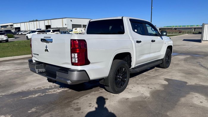 2026 Mitsubishi Triton GLX-R