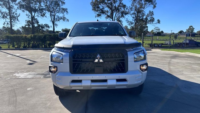 2026 Mitsubishi Triton GLX-R