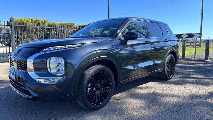 2026 Mitsubishi Outlander Black Edition