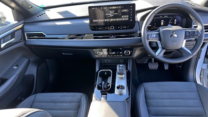 2026 Mitsubishi Outlander Black Edition