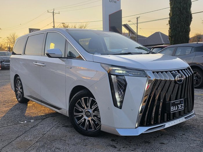 2026 GAC M8 PHEV Luxury