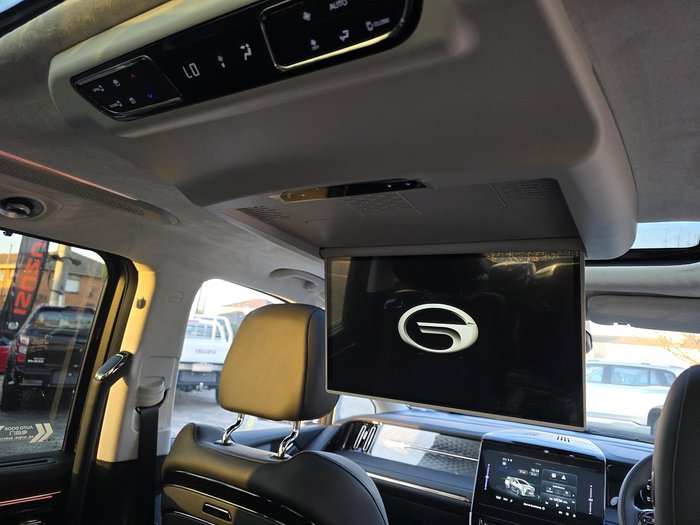 2026 GAC M8 PHEV Luxury