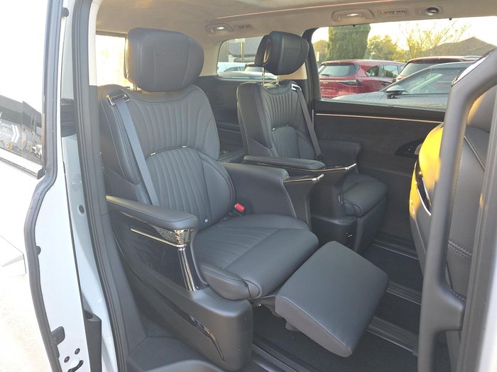 2026 GAC M8 PHEV Luxury