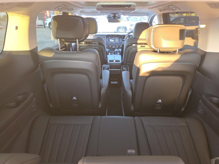 2026 GAC M8 PHEV Luxury