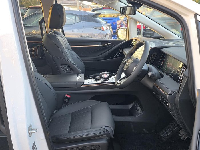 2026 GAC M8 PHEV Luxury