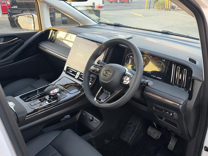 2026 GAC M8 PHEV Luxury