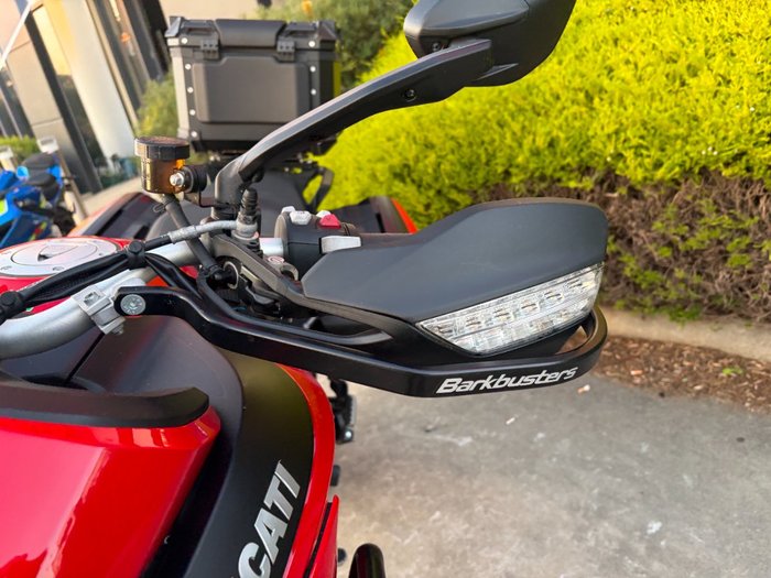 2023 DUCATI MULTISTRADA V2 S Red