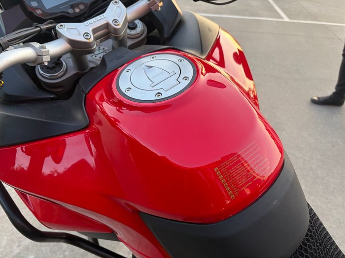 2023 DUCATI MULTISTRADA V2 S Red