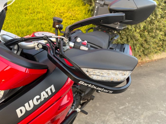 2023 DUCATI MULTISTRADA V2 S Red