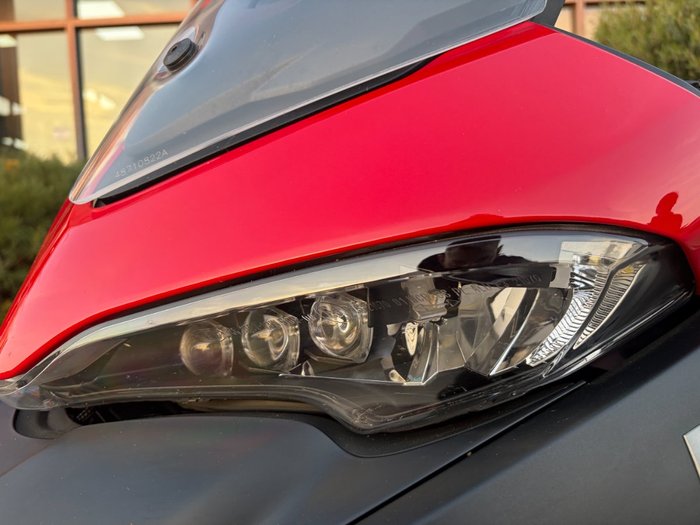 2023 DUCATI MULTISTRADA V2 S Red