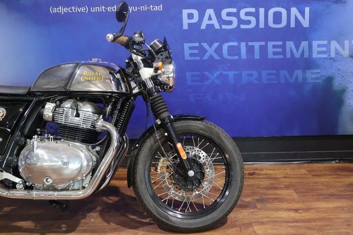2024 Royal Enfield CONTINENTAL GT 650 E5 CHROME Chrome / Silver