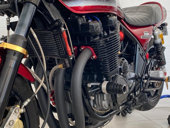 1992 Kawasaki Zephyr 1100 (ZR1100) Zephyr Red