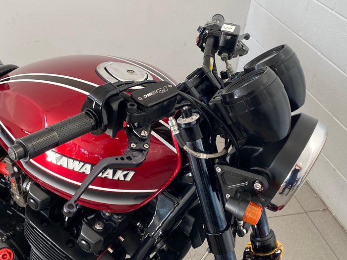 1992 Kawasaki Zephyr 1100 (ZR1100) Zephyr Red