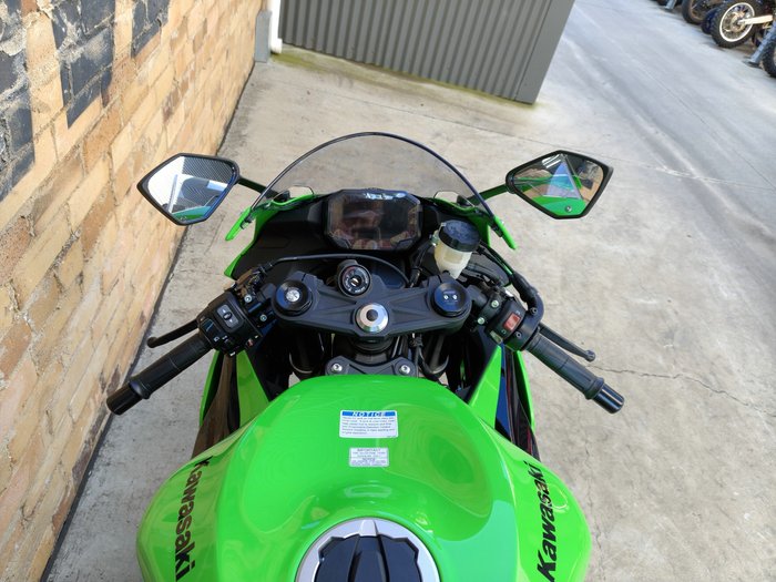 2026 KAWASAKI NINJA ZX-6R ABS (636) ROAD GREEN