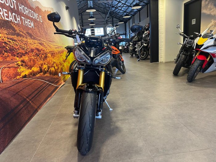 2026 Triumph Speed Triple RS 1200 Speed Triple Black