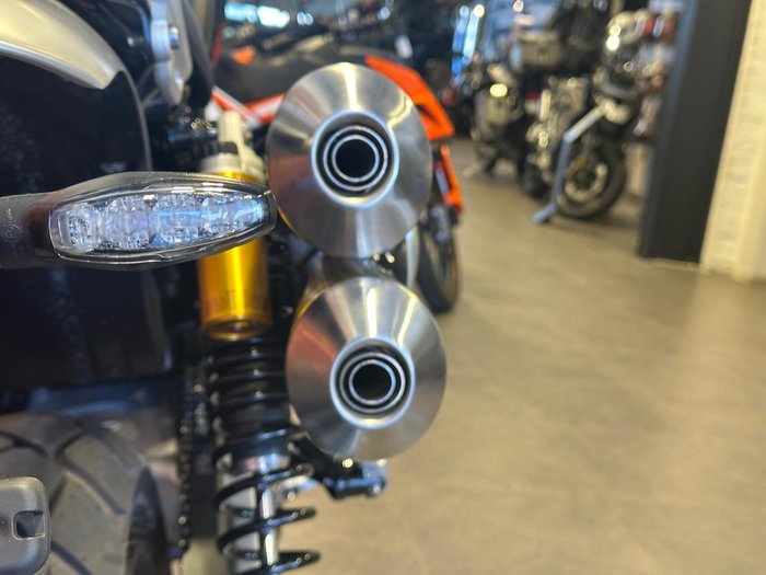 2026 Triumph Scrambler XE Scrambler Black