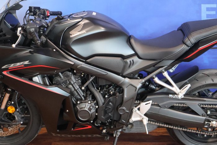 2025 Honda CBR650R Black