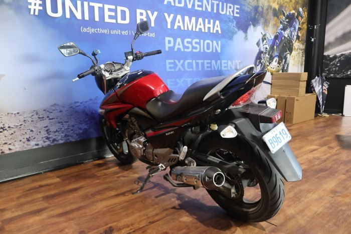 2015 Suzuki INAZUMA 250 (GW250) Red