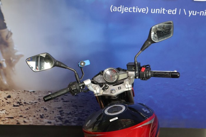 2015 Suzuki INAZUMA 250 (GW250) Red