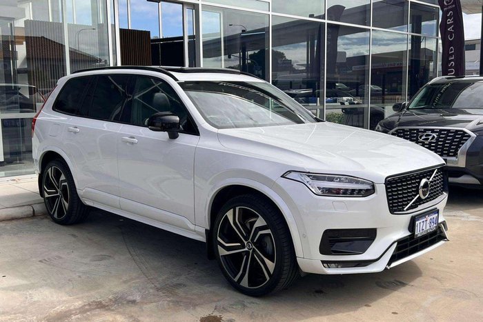2021 Volvo XC90 T6 R-Design
