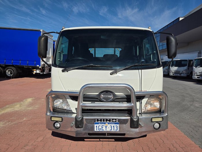 2017 Hino 616 - 300 Series AUTO Car License Crew Cab Tray