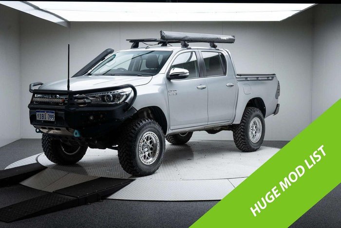 2016 Toyota Hilux SR