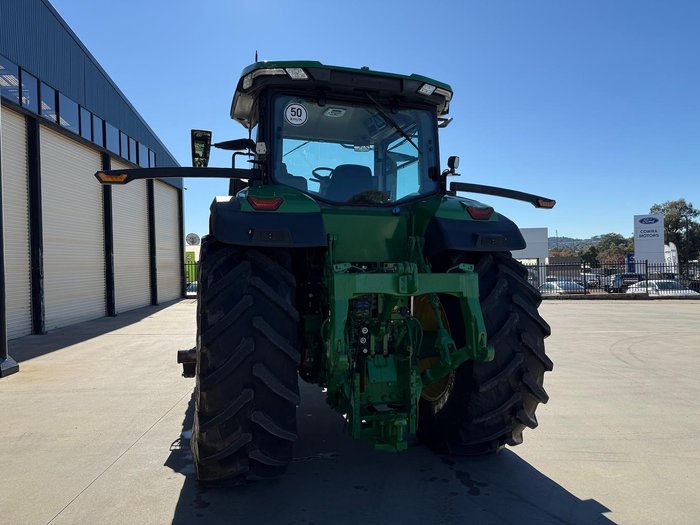 2022 John Deere 7R210