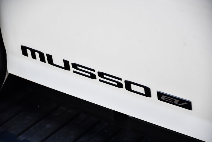 2026 KGM Musso EV 2WD Black Edge