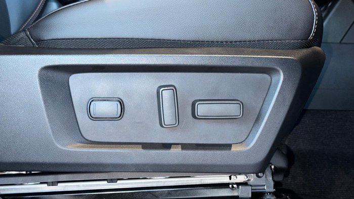 2026 Mitsubishi Triton Raider MV MY26 4X4 Dual Range White Diamond