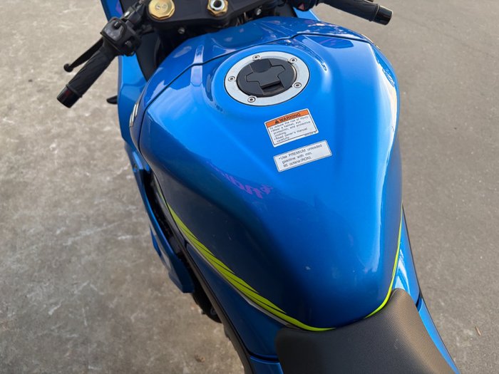 2017 Suzuki GSX-R1000 Blue