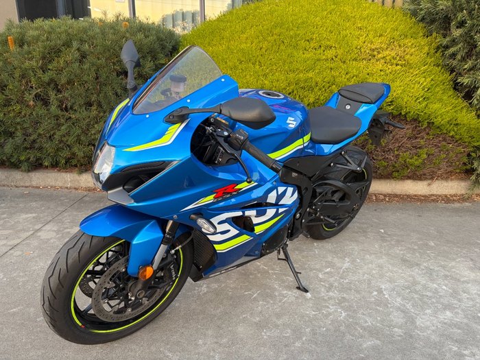 2017 Suzuki GSX-R1000 Blue