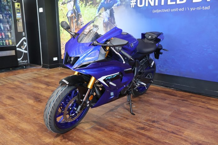 2025 Yamaha 2025 Yamaha 655CC YZF-R7LA SPORTS Blue
