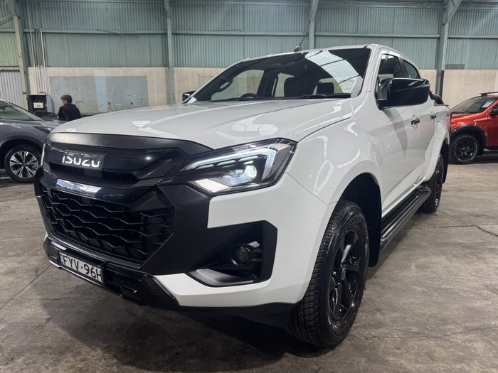 2025 Isuzu D-MAX X-RIDER