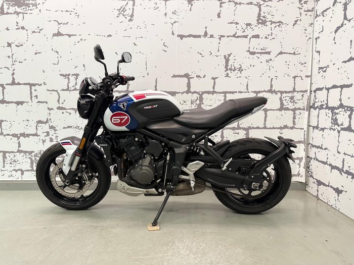 2024 Triumph Trident 660 Triple Tribute Edition Trident White
