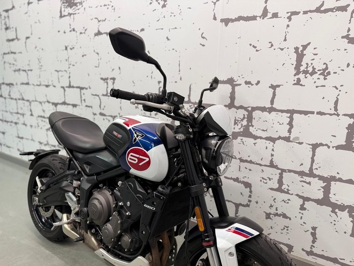 2024 Triumph Trident 660 Triple Tribute Edition Trident White