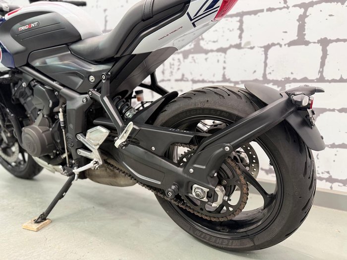 2024 Triumph Trident 660 Triple Tribute Edition Trident White