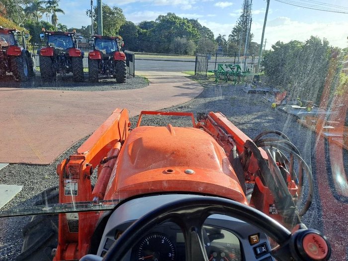 Kubota M126gx