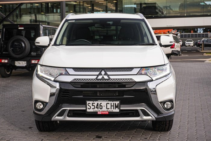 2020 Mitsubishi Outlander LS
