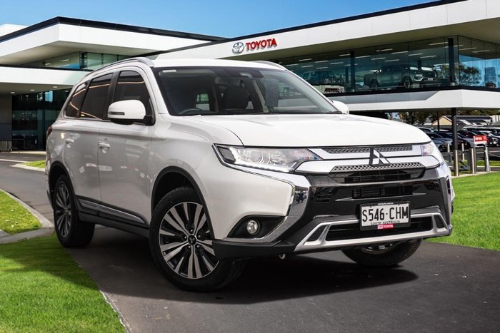 2020 Mitsubishi Outlander LS