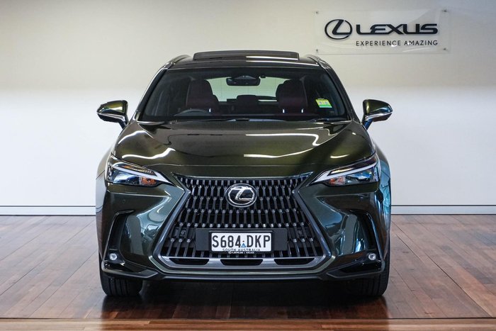 2026 Lexus NX 450h+ Luxury