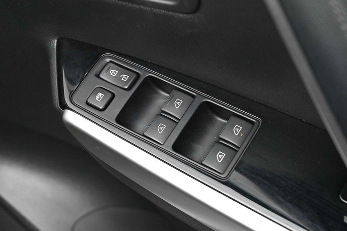 2023 Mitsubishi Pajero Sport GLS